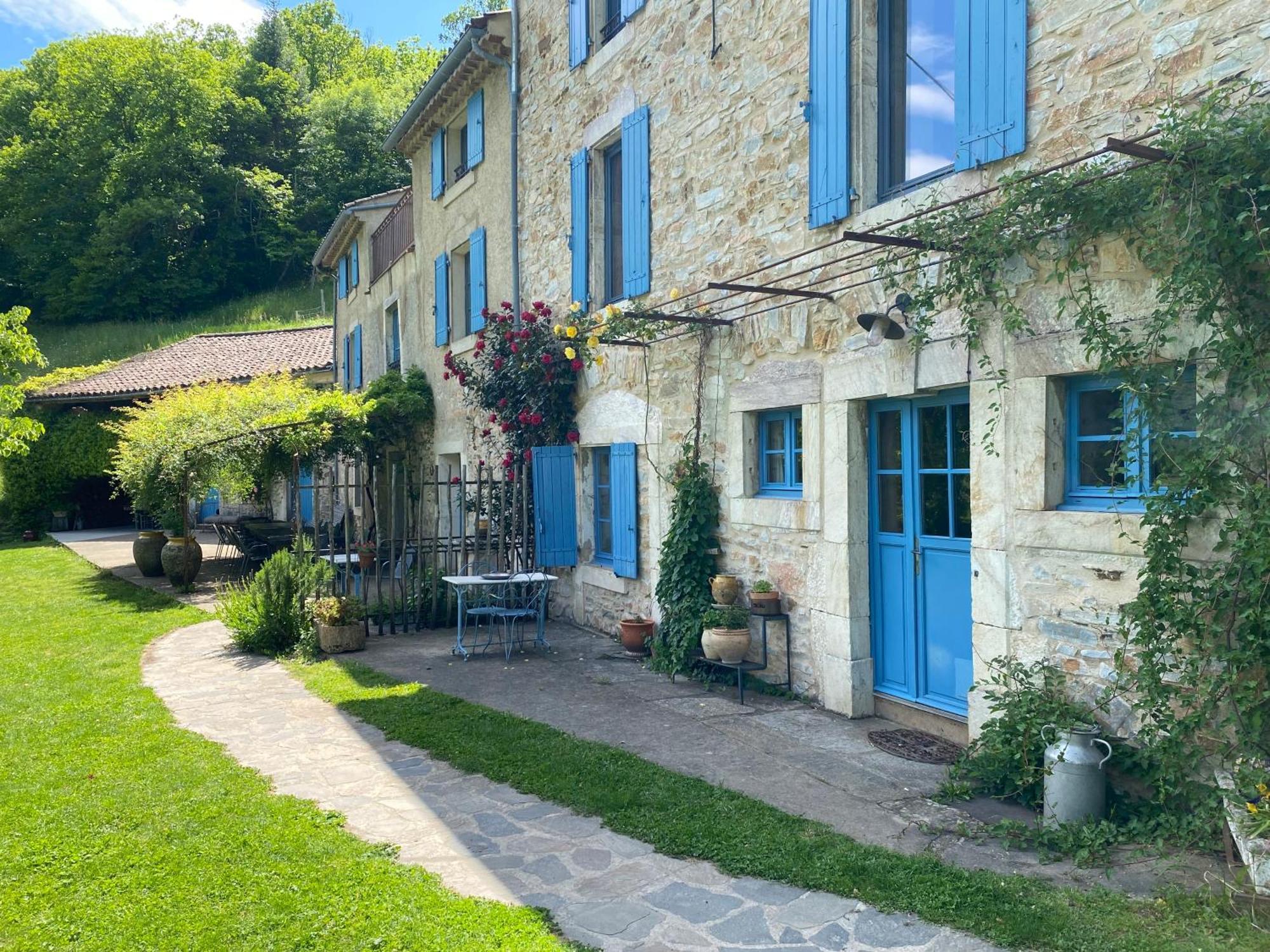 Nabat Le Haut, Chambre Et Table D'Hotes Courniou Exterior photo