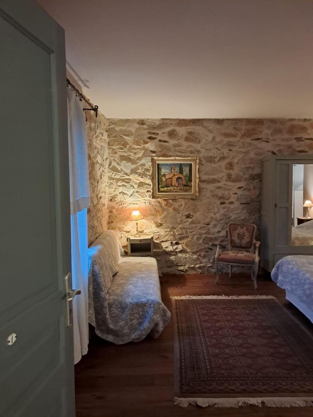 Nabat Le Haut, Chambre Et Table D'Hotes Courniou Exterior photo