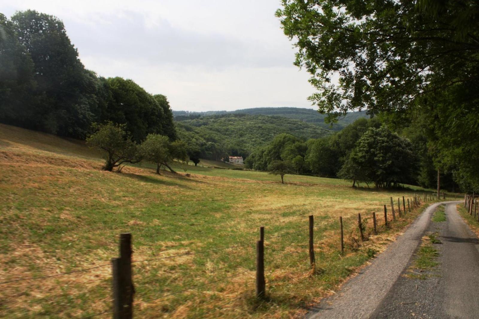 Nabat Le Haut, Chambre Et Table D'Hotes Courniou Exterior photo