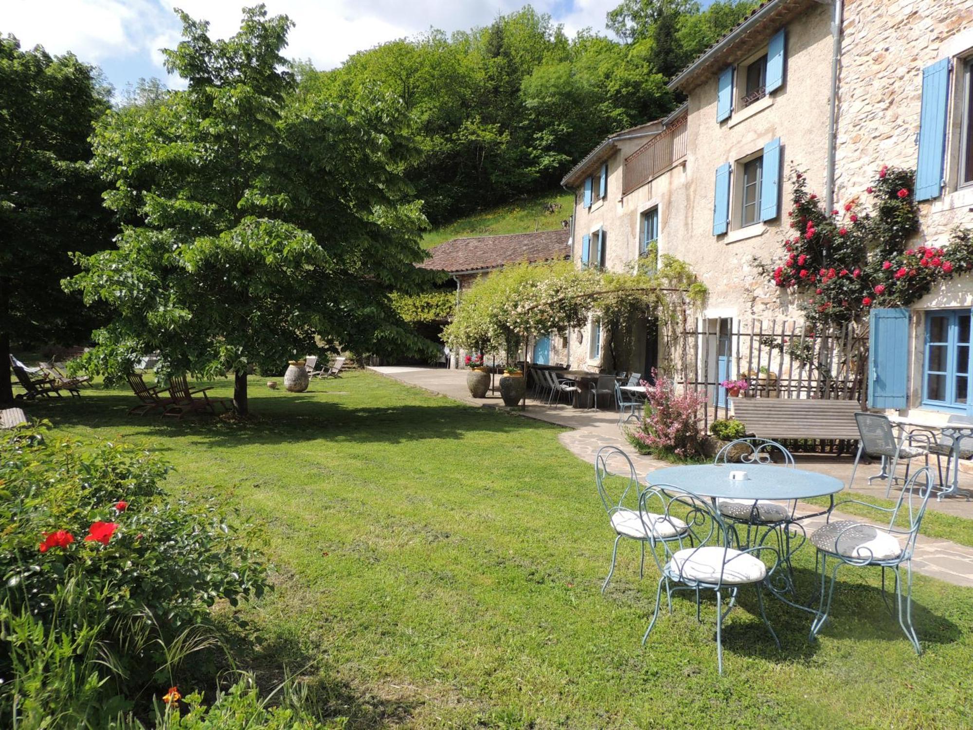 Nabat Le Haut, Chambre Et Table D'Hotes Courniou Exterior photo